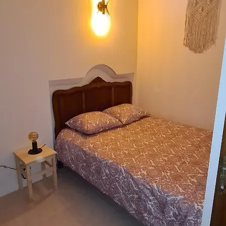 Different House Holidays *