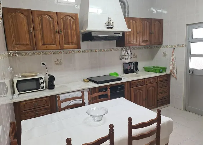 Different House Holidays Σπίτι διακοπών *